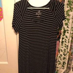 black and white stripped flowy dress
